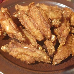ปีกไก่ทอดน้ำปลา