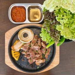 목살 (mogsal-คอหมู)