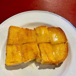 ขนมปังเนย-น้ำตาล