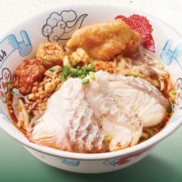 ก๋วยเตี๋ยวต้มยำเนื้อปลากะพง