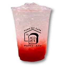 สตรอว์เบอร์รี่โซดา