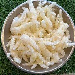 ตีนไก่ (1ห่อ 40 กรัม)
