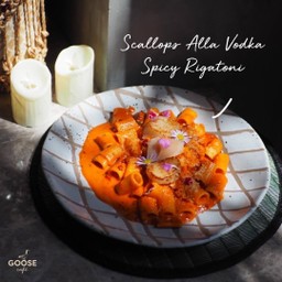 Scallops Alla Vodka (Spicy Rigatoni)