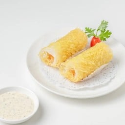 ปอเปี๊ยะทอดไส้กุ้งและเห็ดทรัฟเฟิล