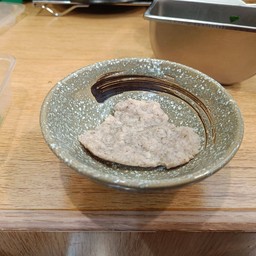 ท๊อปปิ้ง: หมูเด้ง(30g)
