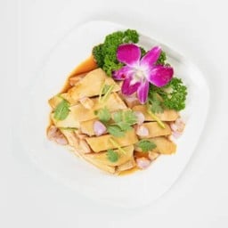 ไก่นึ่งซีอิ๊วหอมแดง (L)