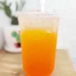 น้ำส้มอิตาเลี่ยนโซดา