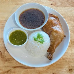 ข้าวไก่ต้มน้ำปลา