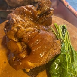 เป็ดพะโล้นายไอซ์ x ขาหมูเจ้นัน สาขา2 ( ตลาดรุ่งตะวัน ) สาขา2