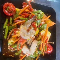 ตำเหลาปลาร้า กุ้งสด ลวก