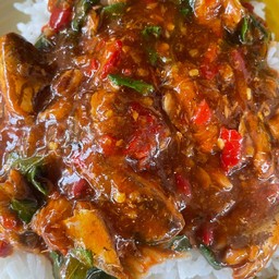 กะเพราปลากะป๋อง