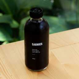Black cold brew