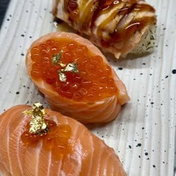 หมีแซลม่อน
