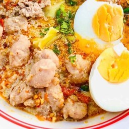 เกาเหลาต้มยำน้ำข้นหมูเด้ง