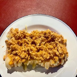 ขนมปังมายองเนสหมูหยอง