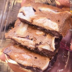 ขนมบ้าบิ่น มะพร้าว+เผือก mini