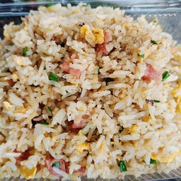 ข้าวผัดแหนม