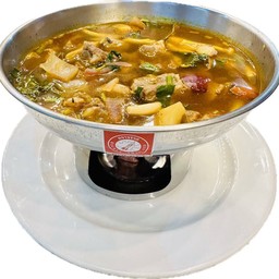 ต้มแซ่บกระดูกอ่นหม้อไฟ (แถวชุดหม้อไฟให้ด้วย)