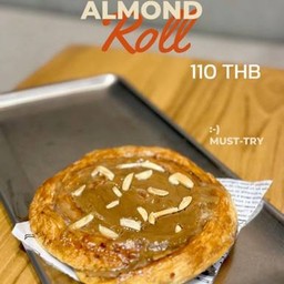 ลาเต้อัลมอนด์ โรล