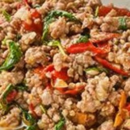 กะเพราไก่สับราดข้าว