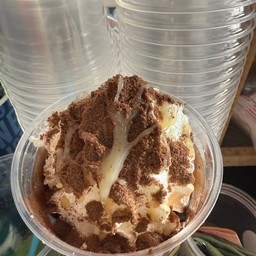 วิปครีมโอวัลตินภูเขาไฟ