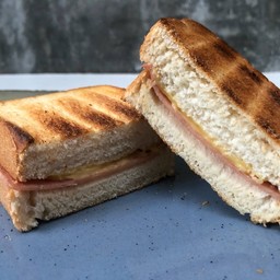 Ham & cheese sandwich