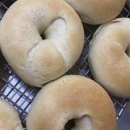 แป้งเบเกิ้ล 4 ชิ้น