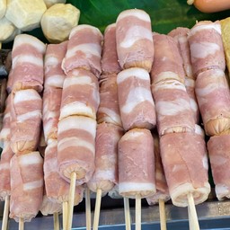 ไส้กรอกเบคอน (หมู)