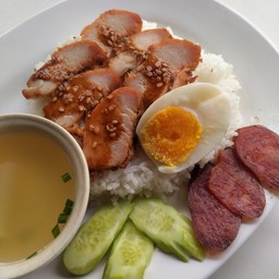 ข้าวหมูแดง