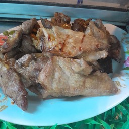 หมูย่าง