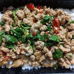 ข้าวกะเพราหมูสับ