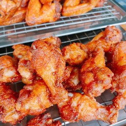 ปีกบนไก่ทอด