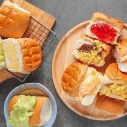 ปังปิ้งสถานีรถไฟ HOME MADE Homemade