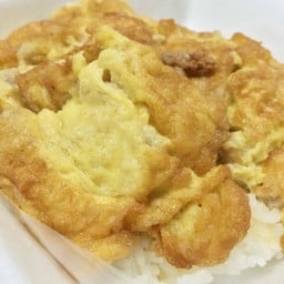 ข้าวไข่เจียวทรงเครื่อง กินไข่มั้ย ดอนเมือง