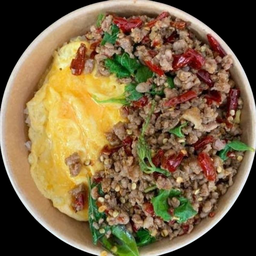 ข้าวกระเพราหมูสับไข่ข้น
