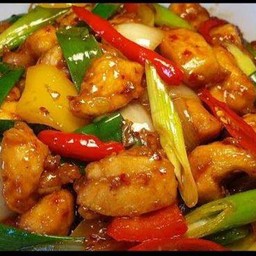 ข้าวผัดพริกเผาไก่