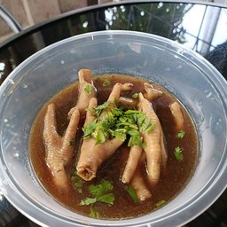 ตีนไก่ตุ๋น