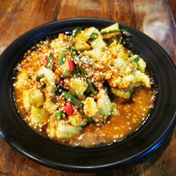 ยำแตงกวา