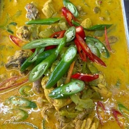 ร้านข้าวแกงพี่อร
