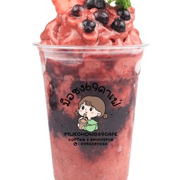 สตรอเบอร์รี่บลูเบอร์รี่