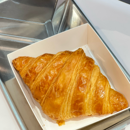 Plain Croissant (ครัวซองเปล่า)
