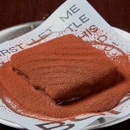 Molten Chocolate Cake