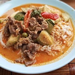 ข้าวต้มขนมจีนหน้าซุ้มวัดแจ้ง