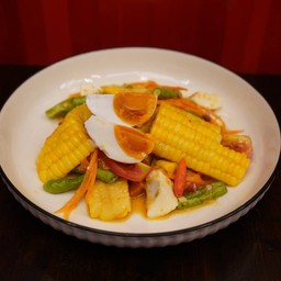 ตำข้าวโพดไข่เค็ม