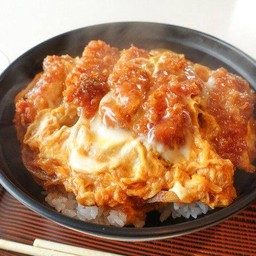 ข้าวไข่ข้นไก่กรอบ