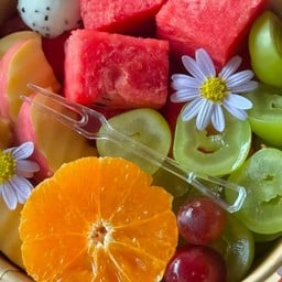 Sissi Fruit ผลไม้ปอกสด พร้อมทาน