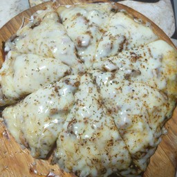 พิซซ่าไก่โคตรชีส