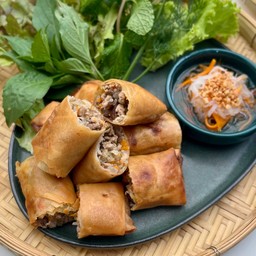 !แนะนำ ปอเปี๊ยะทอดหลานเวียด ไส้แน่นๆ