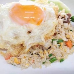 ข้าวผัดหมูไข่ดาว
