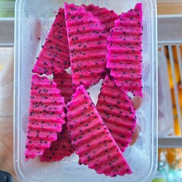 แก้วมังกรแดง